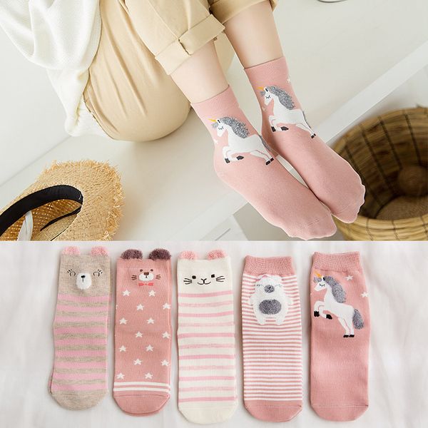 5 pairs/set women socks cotton cartoon animal cute socks autumn and winter crew, Black;white
5 pairs/set women socks cotton cartoon animal cute socks autumn and winter crew, Black;white