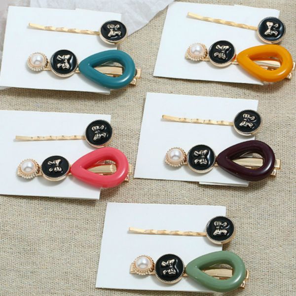 2020 new 2pcs/set pearl acetate geometric hair clips korean sweet clip hairpins for women barrettes hair accessories duftgold, Golden;white
2020 new 2pcs/set pearl acetate geometric hair clips korean sweet clip hairpins for women barrettes hair accessories duftgold, Golden;white