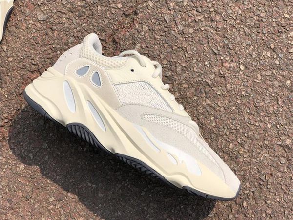 2020 new authentic 700 v2 analog eg7596 kanye west outdoor shoes runner wave salt mauve static inertia geode limited sneakers size 5 -12
2020 new authentic 700 v2 analog eg7596 kanye west outdoor shoes runner wave salt mauve static inertia geode limited sneakers size 5 -12