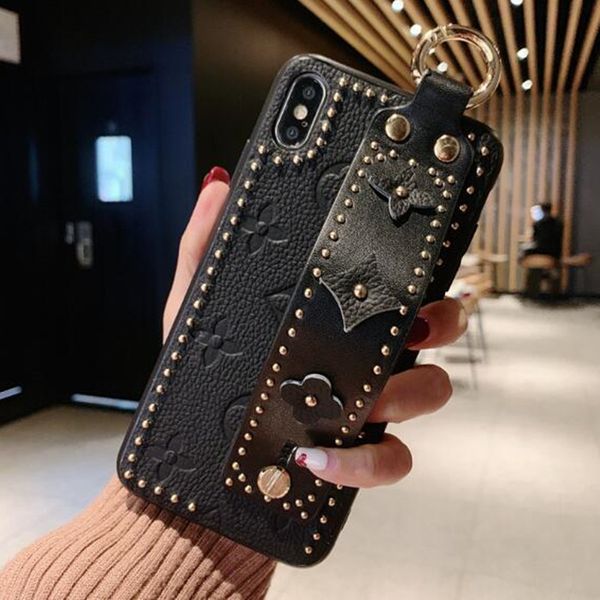 Роскошный дизайнер наручные ремешок для телефона чехол для Iphone XS Max XR X 8 7 6 6 s Plus S9 S1
Роскошный дизайнер наручные ремешок для телефона чехол для Iphone XS Max XR X 8 7 6 6 s Plus S9 S1