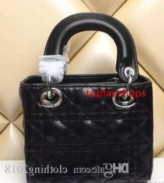 2020 высокое качество знаменитости дизайн леди мини плед сумочка лакированная кожа заклепки сумка с талисманами овечья кожа мисс сумка
2020 высокое качество знаменитости дизайн леди мини плед сумочка лакированная кожа заклепки сумка с талисманами овечья кожа мисс сумка