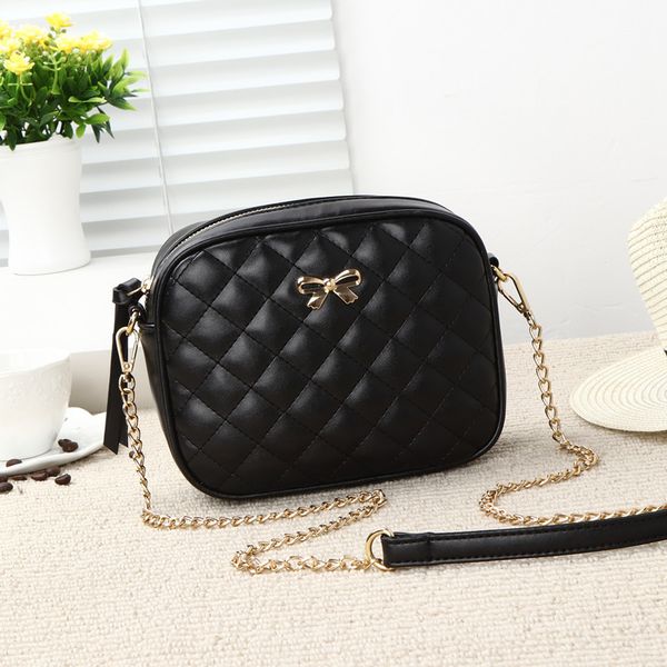 2020 new women's bag rhombus chain bag korean version of small fragrance style handbag fashion shoulder messenger
2020 new women's bag rhombus chain bag korean version of small fragrance style handbag fashion shoulder messenger