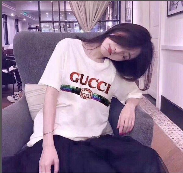 Camiseta brand6688 
Camiseta brand6688