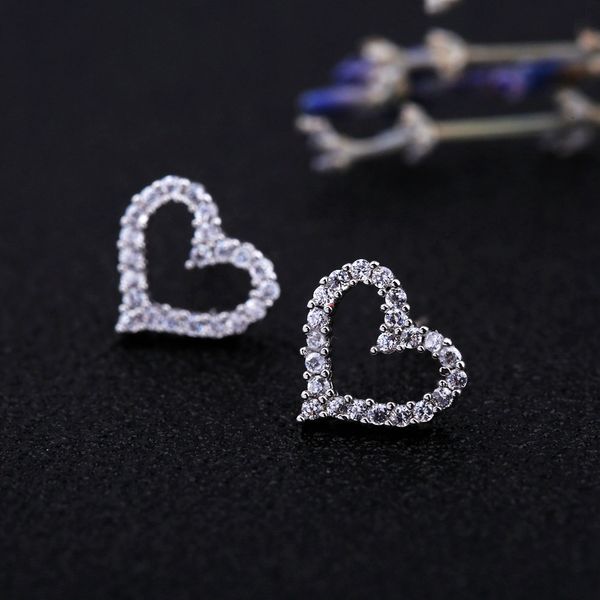 trendy love silver needle earrings zircon heart-shaped stud earrings trinket cubic zircon wedding party stud for women, Golden;silver
trendy love silver needle earrings zircon heart-shaped stud earrings trinket cubic zircon wedding party stud for women, Golden;silver