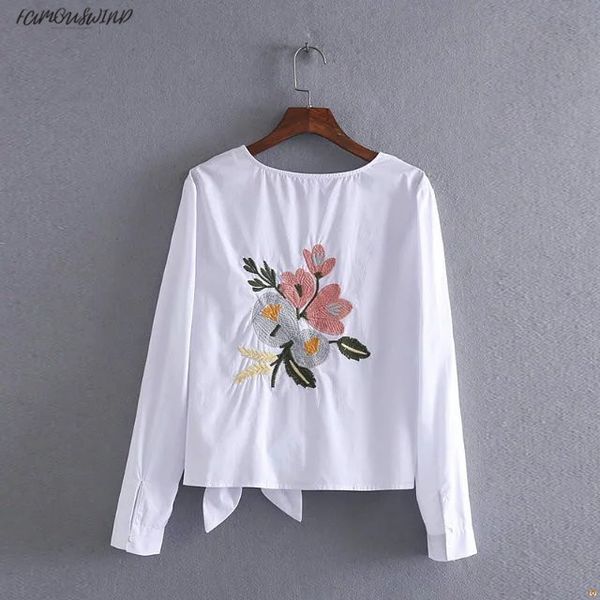 cotton women embroidery white blouse o- neck bow flowers back embroidered shirt summer casual shirts v-neck female
cotton women embroidery white blouse o- neck bow flowers back embroidered shirt summer casual shirts v-neck female