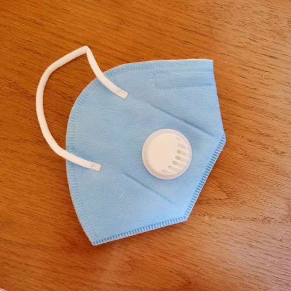 sell 100pcs disposable anti virus mask mouth korean non n95 face mask household protective products
sell 100pcs disposable anti virus mask mouth korean non n95 face mask household protective products