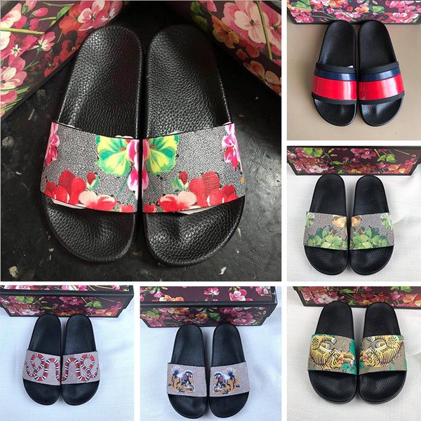 2019 New Release Womens Designer Luxury Shoes Flats Sandals Mens Floral brocade Slippers Fashion Summer Sandals Ladies sandales luxe 36-45
2019 New Release Womens Designer Luxury Shoes Flats Sandals Mens Floral brocade Slippers Fashion Summer Sandals Ladies sandales luxe 36-45