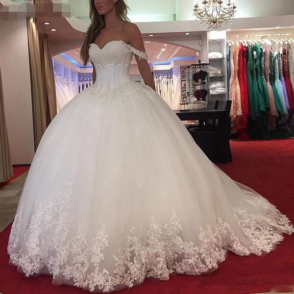 white beaded lace appliques ball gown wedding dresses off shoulder 2020 sweetheart beaded princess ruched bride gowns robe de mariee
white beaded lace appliques ball gown wedding dresses off shoulder 2020 sweetheart beaded princess ruched bride gowns robe de mariee