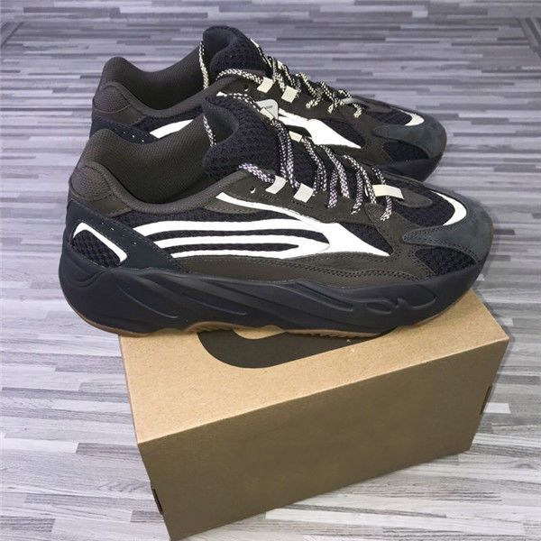 2019 With Box 700 v2 Geode Dark Brown Black Men Women Running Shoes 3M Reflective Suede Sports Sneakers
2019 With Box 700 v2 Geode Dark Brown Black Men Women Running Shoes 3M Reflective Suede Sports Sneakers