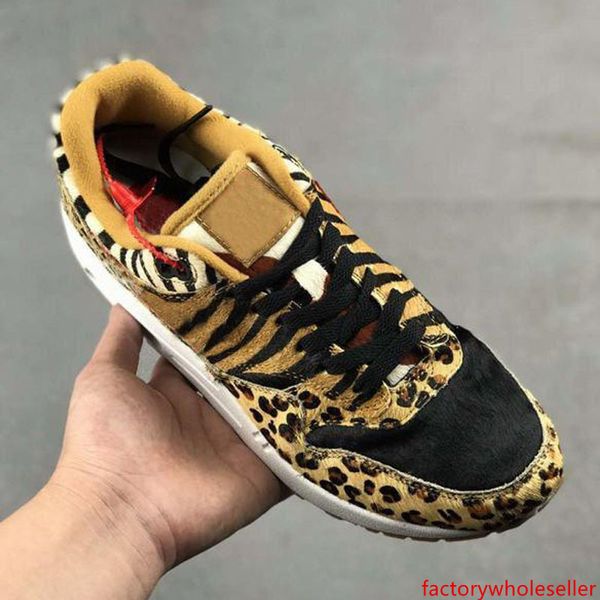 1 dlx atmos leopard grain yellow black red running shoes for women mens trainers 1s sports sneakers size 36-45
1 dlx atmos leopard grain yellow black red running shoes for women mens trainers 1s sports sneakers size 36-45