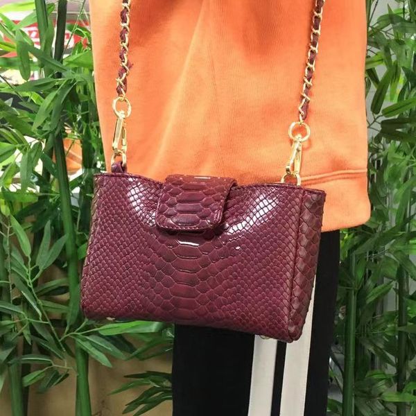 fashion maroon python pattern leather handbag embossed snake leather designer women purses bags handbags new arrival
fashion maroon python pattern leather handbag embossed snake leather designer women purses bags handbags new arrival