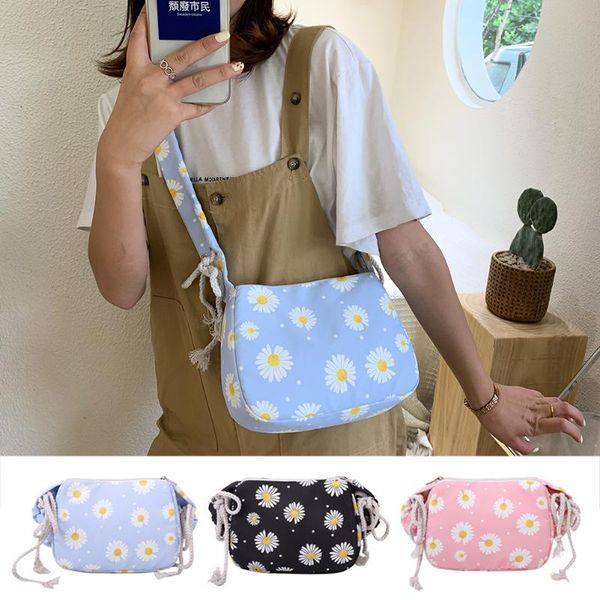 women canvas flower pleated shoulder phone pouch simple daisy crossbody bags popular simple female daily bag
women canvas flower pleated shoulder phone pouch simple daisy crossbody bags popular simple female daily bag