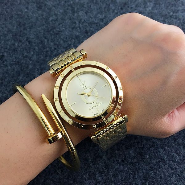 2020 new fashion style women watch rotatable dial lady steel chain wristwatch luxury quartz clock fashion brand watch, Slivery;brown
2020 new fashion style women watch rotatable dial lady steel chain wristwatch luxury quartz clock fashion brand watch, Slivery;brown