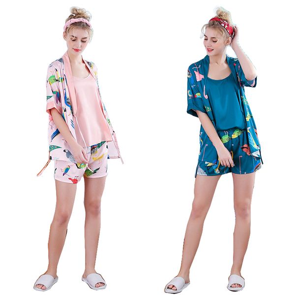 yi ran shi ni woman pajama suit 2019 spring and summer new silk suspender shorts robe three home wear suit, Blue;gray
yi ran shi ni woman pajama suit 2019 spring and summer new silk suspender shorts robe three home wear suit, Blue;gray