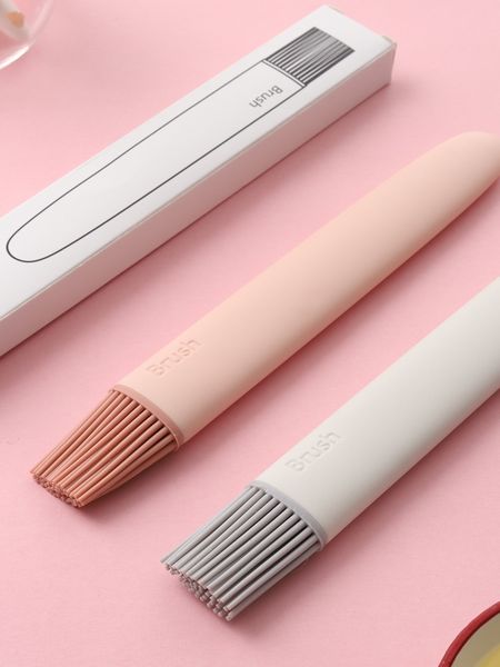 high-temperature resistant silicone brush creative barbecue brush bakery food pancakes oil brush baking accessories other bakeware
high-temperature resistant silicone brush creative barbecue brush bakery food pancakes oil brush baking accessories other bakeware
