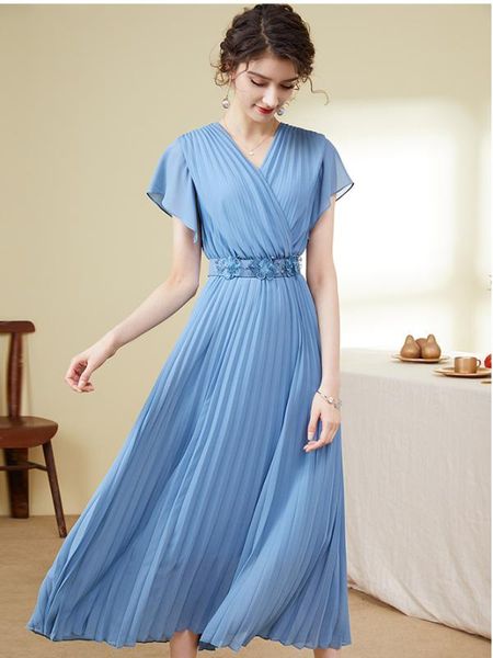 2020 summer women's new stereo kidney pleated v-neck chiffon dress 200502xm01, Black;gray
2020 summer women's new stereo kidney pleated v-neck chiffon dress 200502xm01, Black;gray