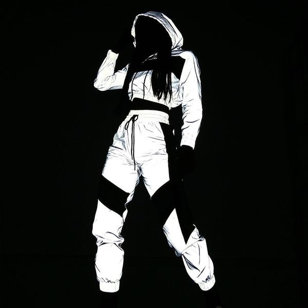 2019 new reflective female jacket casual sports suit women cropped coat casaco feminino manteau femme 2 piece set tracksuit, White
2019 new reflective female jacket casual sports suit women cropped coat casaco feminino manteau femme 2 piece set tracksuit, White