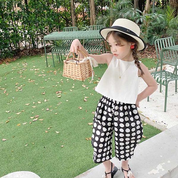 kids costumes girl clothes 2020 summer new vest sleeveless shirt chiffon polka dot turnip pants suit 3-8 quality child wear, White
kids costumes girl clothes 2020 summer new vest sleeveless shirt chiffon polka dot turnip pants suit 3-8 quality child wear, White