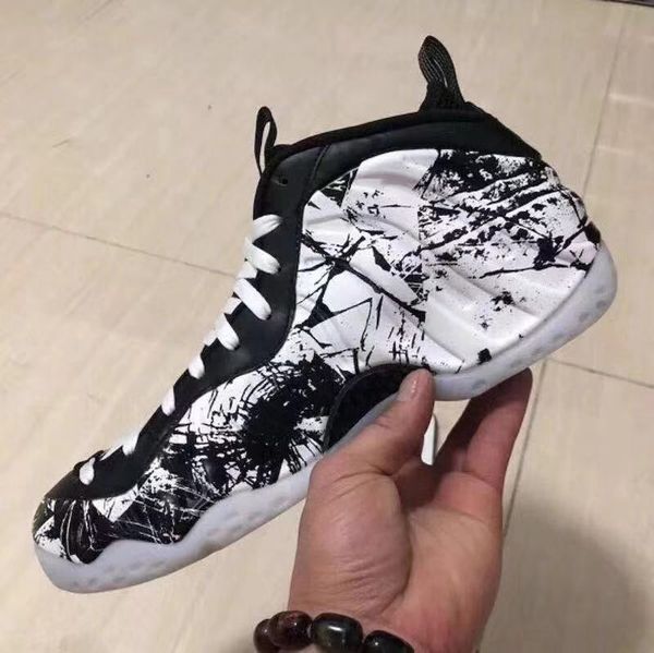 2019 new foam one men basketball shoes foam upper covered with black and white graffiti pattern leather shoes halloween is sprayed sneakers, White;red
2019 new foam one men basketball shoes foam upper covered with black and white graffiti pattern leather shoes halloween is sprayed sneakers, White;red