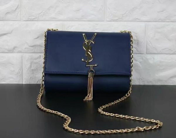 Bolsa de Ombro lv_handbag
Bolsa de Ombro lv_handbag