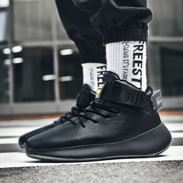 running shoes men high sneakers breathable leather sport shoes men athletic outdoors trainers lace-up black sneaker
running shoes men high sneakers breathable leather sport shoes men athletic outdoors trainers lace-up black sneaker