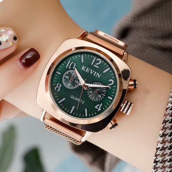 luxury women bracelet watch creative magnetic quartz watch rose gold milanese steel strap watches female girls magnet clock 2019, Slivery;brown
luxury women bracelet watch creative magnetic quartz watch rose gold milanese steel strap watches female girls magnet clock 2019, Slivery;brown