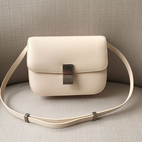 2020 spring and summer new hand rubbing pattern cowhide ivory white tofu bag shoulder diagonal small square bag stewardess
2020 spring and summer new hand rubbing pattern cowhide ivory white tofu bag shoulder diagonal small square bag stewardess
