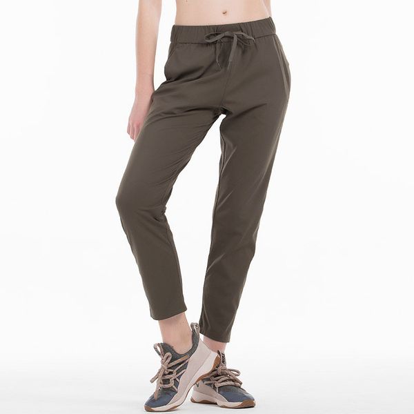 women lashing trousers workout leggings ankle length 4 way stretch fabric yoga pants with side pockets outdoor sports tights running
women lashing trousers workout leggings ankle length 4 way stretch fabric yoga pants with side pockets outdoor sports tights running