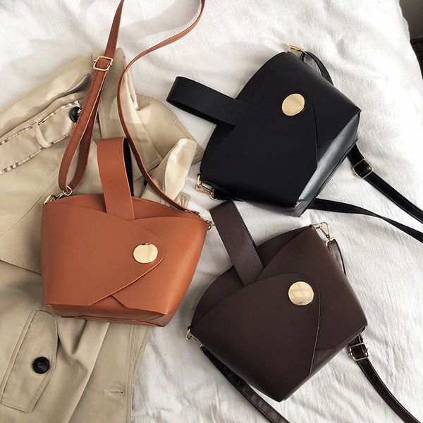 new net red female bag small bag korean version of the bucket bucket shoulder personality retro messenger wild handbag
new net red female bag small bag korean version of the bucket bucket shoulder personality retro messenger wild handbag