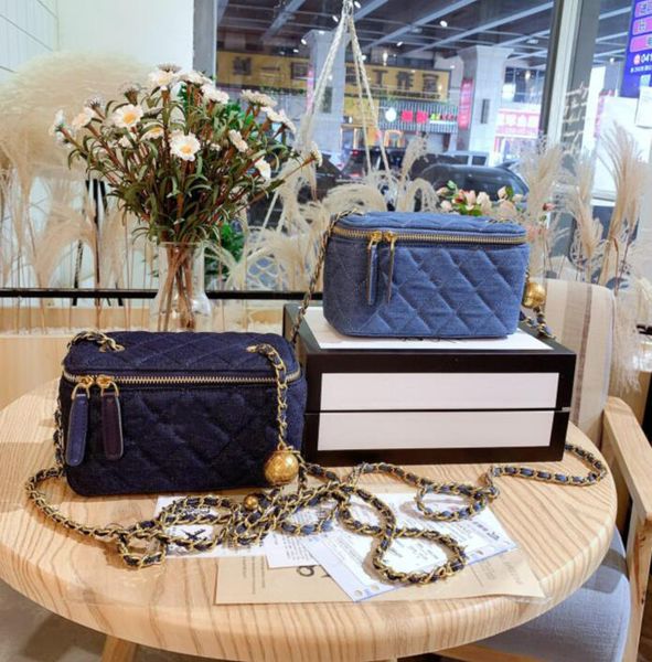 women letter denim pu shoulder bag women handbags designer purse tote bag luxury small purse 2020 new styles 2 color choose
women letter denim pu shoulder bag women handbags designer purse tote bag luxury small purse 2020 new styles 2 color choose