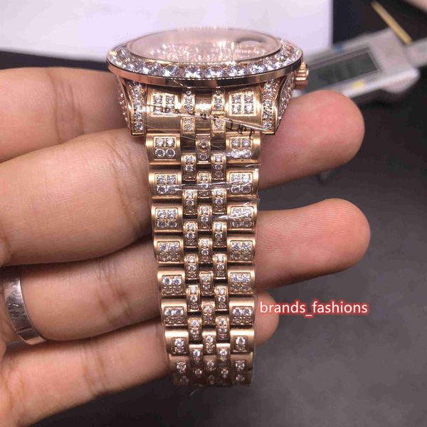 2023rose gold men's iced diamond wristwatch rose gold diamond face watch full diamond stainless steel strap watch automatic mechanical, Silver
2023rose gold men's iced diamond wristwatch rose gold diamond face watch full diamond stainless steel strap watch automatic mechanical, Silver