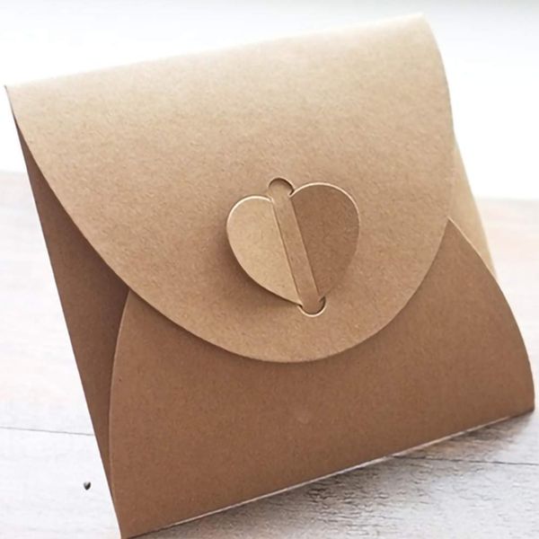 100pcs/lot retro love kraft cd dvd sleeves paper envelopes with heart button for wedding party 13x13cm
100pcs/lot retro love kraft cd dvd sleeves paper envelopes with heart button for wedding party 13x13cm