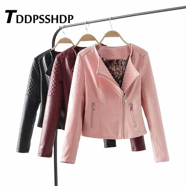 rhombus engraving solid color round neck women pu leather jacket 2019 long sleeve pocket female coat, Black
rhombus engraving solid color round neck women pu leather jacket 2019 long sleeve pocket female coat, Black