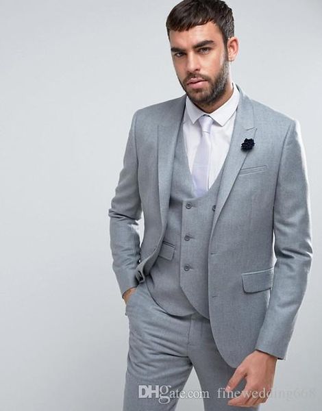 two buttons groomsmen peak lapel wedding groom tuxedos men suits wedding/prom/dinner man blazer(jacket+tie+vest+pants) 639, Black;gray
two buttons groomsmen peak lapel wedding groom tuxedos men suits wedding/prom/dinner man blazer(jacket+tie+vest+pants) 639, Black;gray