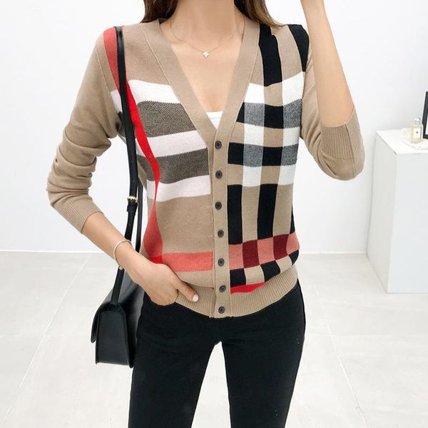 2019 spring autumn woman knitted sweater cardigans 2019 korean style geometric print long sleeve v neck single breasted sweater, White;black
2019 spring autumn woman knitted sweater cardigans 2019 korean style geometric print long sleeve v neck single breasted sweater, White;black