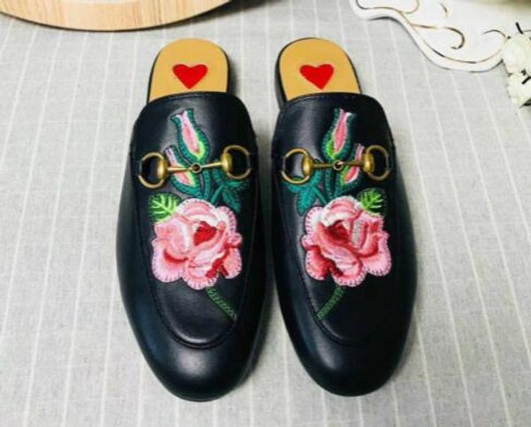 Big size43! 2019 new women's Designer Causal shoes European and American rough with low-heeled slippers Baotou comfortable sandals 66
Big size43! 2019 new women's Designer Causal shoes European and American rough with low-heeled slippers Baotou comfortable sandals 66