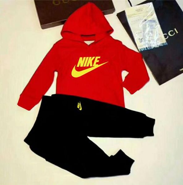 HOT SELL fashion classic Style Children new For Boys And Girls classic Sports Suit Baby Infant Short Sleeve Clothes Kids
HOT SELL fashion classic Style Children new For Boys And Girls classic Sports Suit Baby Infant Short Sleeve Clothes Kids