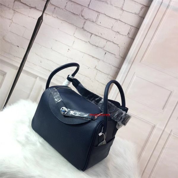 high qulity classic designer womens handbags ladies composite tote pu leather clutch shoulder bags female purse
high qulity classic designer womens handbags ladies composite tote pu leather clutch shoulder bags female purse