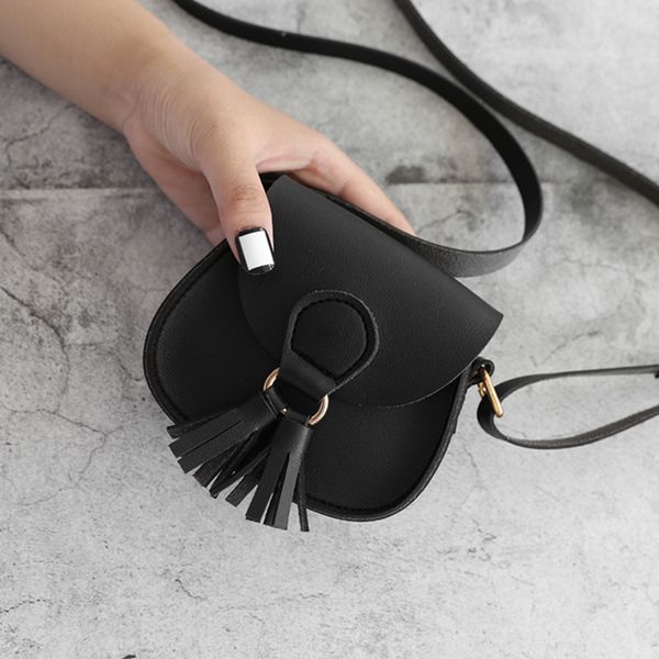 2019 new women fashion bags solid color soft surface simple tassel decorative shoulder shopping bag womens mini crossbody bag
2019 new women fashion bags solid color soft surface simple tassel decorative shoulder shopping bag womens mini crossbody bag
