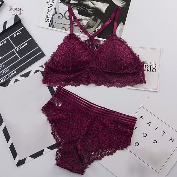 new fashion polyester bra sets women seamless embroidery bralette wireless breathable underwear lingerie set womens lace underwear, Red;black
new fashion polyester bra sets women seamless embroidery bralette wireless breathable underwear lingerie set womens lace underwear, Red;black