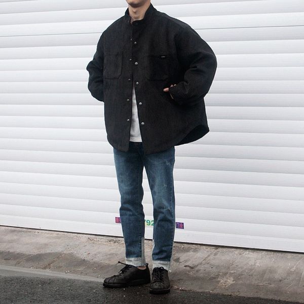 2019 winter men's thickening parkas fashion brand new corduroy fabric clothes loose coat jacketcasual cotton in warm outwear, Tan;black
2019 winter men's thickening parkas fashion brand new corduroy fabric clothes loose coat jacketcasual cotton in warm outwear, Tan;black