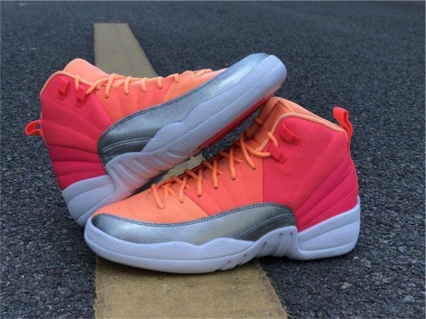2019 air аутентичные 12 гс hot пунш xii wmns женщин баскетбол обувь racer pink 12s 510815-601 real carbon fiber открытый кроссовки размер 5, Black
2019 air аутентичные 12 гс hot пунш xii wmns женщин баскетбол обувь racer pink 12s 510815-601 real carbon fiber открытый кроссовки размер 5, Black