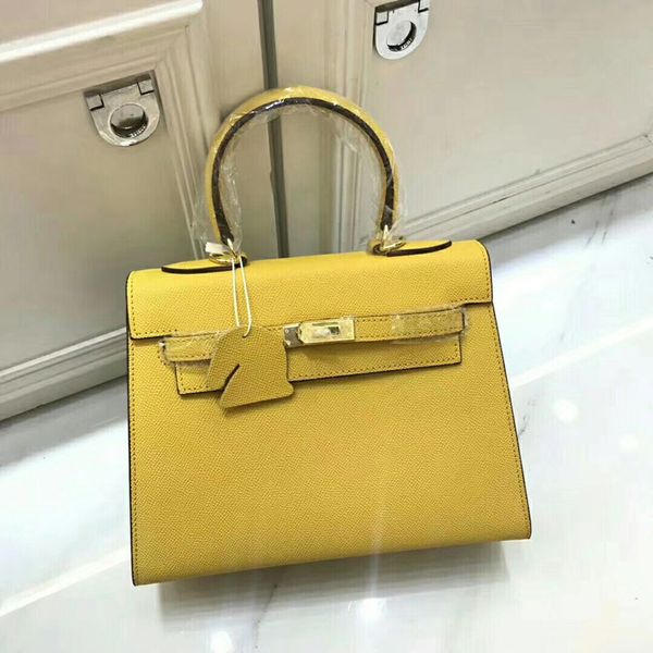genuine leather woman package kylie package hand palm prints cowhide outer seam hand bill of lading shoulder satchel
genuine leather woman package kylie package hand palm prints cowhide outer seam hand bill of lading shoulder satchel