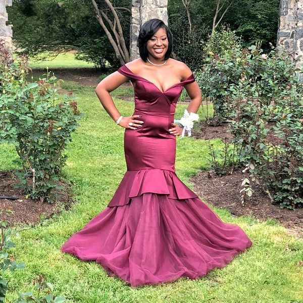 burgundy off shoulder mermaid tulle satin evening dresses short sleeves sweep train plus size formal prom party gowns, Black;red
burgundy off shoulder mermaid tulle satin evening dresses short sleeves sweep train plus size formal prom party gowns, Black;red