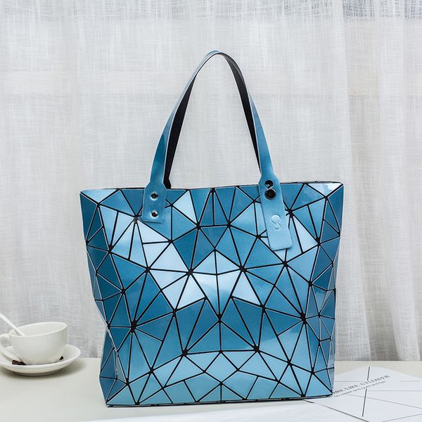 women's bag 2020 new fashion geometric rhombus luminous handbag wild shoulder messenger bag briefcase computer
women's bag 2020 new fashion geometric rhombus luminous handbag wild shoulder messenger bag briefcase computer