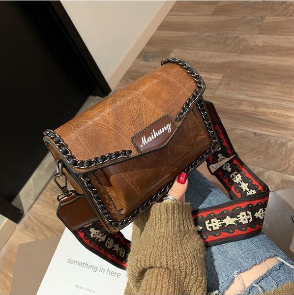 chic small ck woman package 2019 tide small square wide straps single shoulder messenger mobile phone package luxury bag handbags
chic small ck woman package 2019 tide small square wide straps single shoulder messenger mobile phone package luxury bag handbags