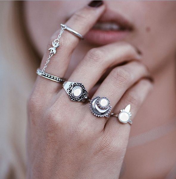 2020 new fashion retro cluster ring personality simple multi-piece set alloy resin ring jewelry wholesale, Golden;silver
2020 new fashion retro cluster ring personality simple multi-piece set alloy resin ring jewelry wholesale, Golden;silver