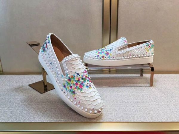 new stylish low-snake leather sneakers shoes men women red bottom shoes designer casual walking spikes loafers with box, Black
new stylish low-snake leather sneakers shoes men women red bottom shoes designer casual walking spikes loafers with box, Black