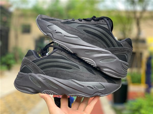 originals 700 v2 vanta fu6684 kanye west static black suede 3m reflective running shoes sports sneakers with box wholesale 700vantayoozy
originals 700 v2 vanta fu6684 kanye west static black suede 3m reflective running shoes sports sneakers with box wholesale 700vantayoozy