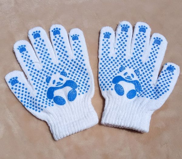 1guzy white children's watch performance dispensing panda anti-slip labor picking vegetables labor protective gloves watch gloves prote
1guzy white children's watch performance dispensing panda anti-slip labor picking vegetables labor protective gloves watch gloves prote